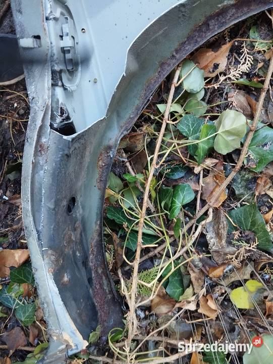 Błotniki tył alfa 164 Poznań