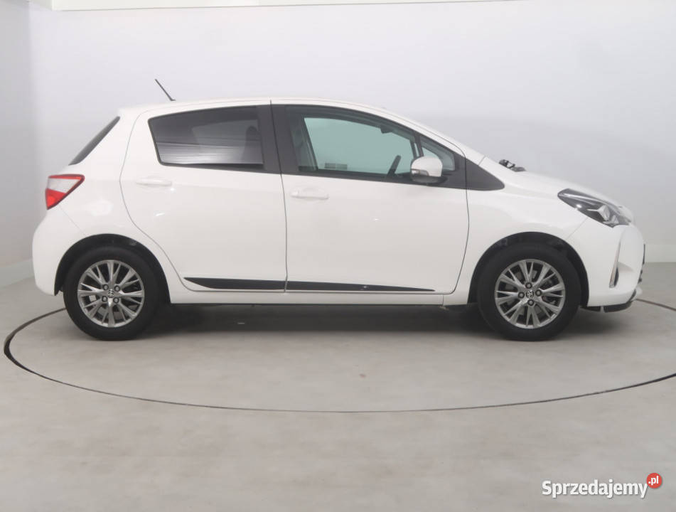 Toyota Yaris 15 Dual VVTi ABS dolnośląskie Bielany Wrocławskie