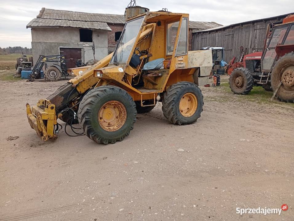 Sprzedam uszkodzoną ładowarkę teleskopową Ładowarki rolnicze warmińsko-mazurskie Morąg