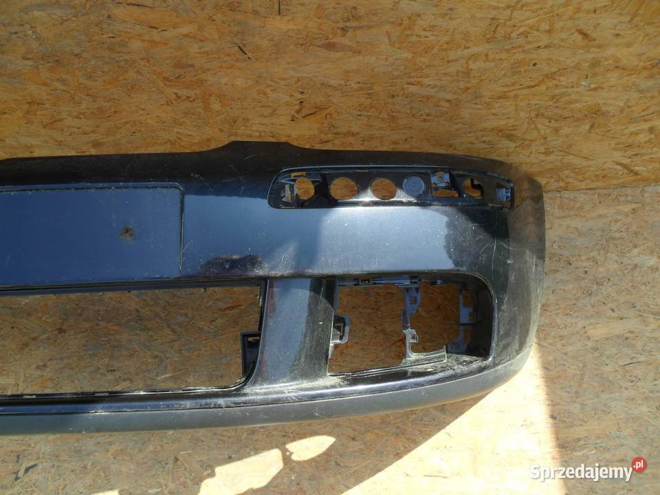 Zderzak przedni Volkswagen Golf V 2004 wielkopolskie
