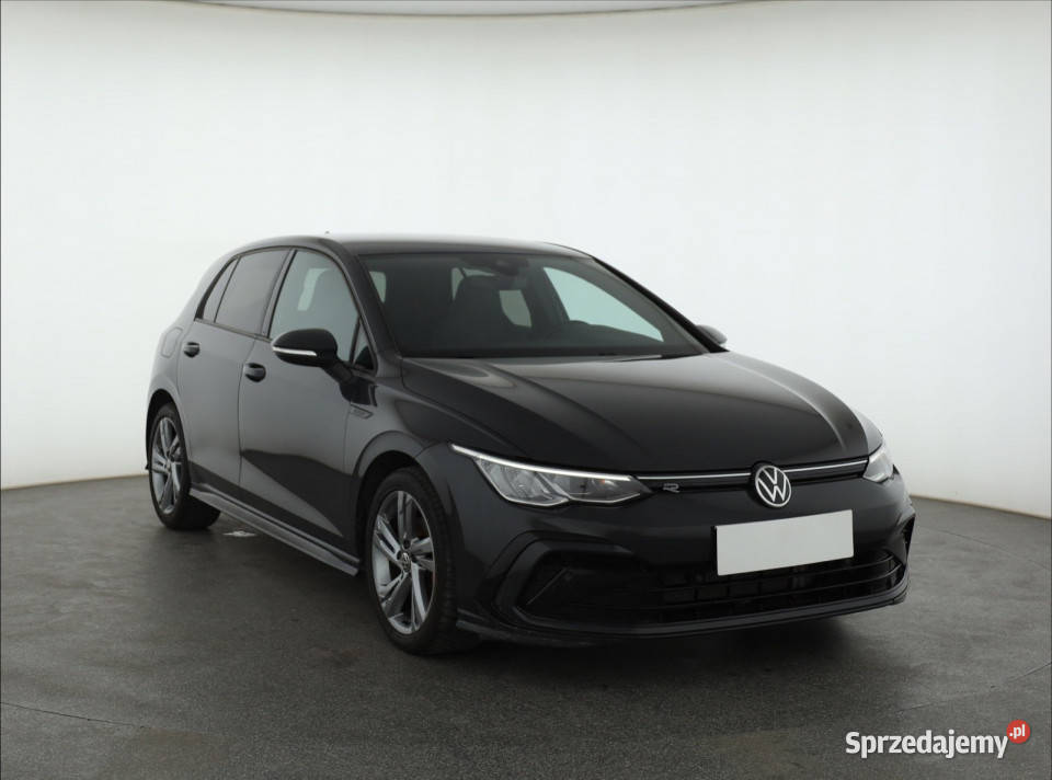 VW Golf 15 eTSI isofix