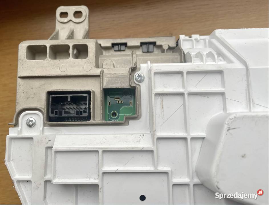 Licznik zegary Europa EU Lexus RC 200t f sport RC