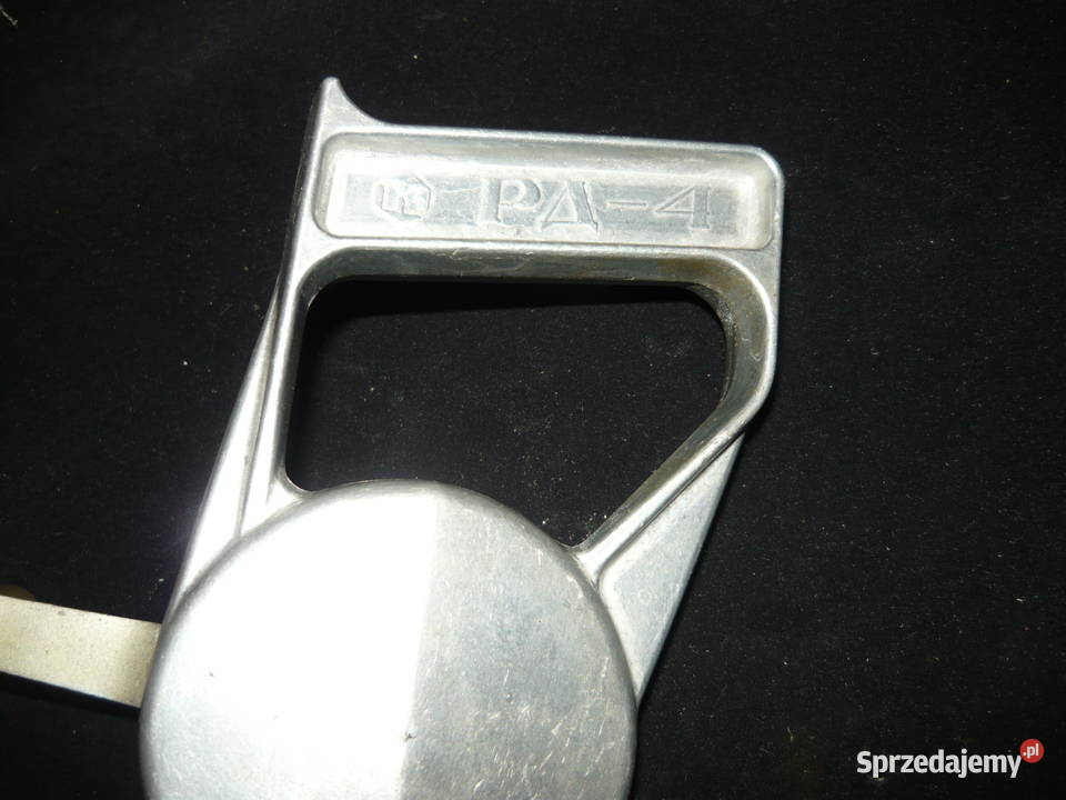 Stara zabytkowa ręczna wiertarka radziecka Akuwa Nowy Sącz