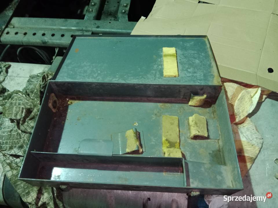 Walizka stalowa Poddębice