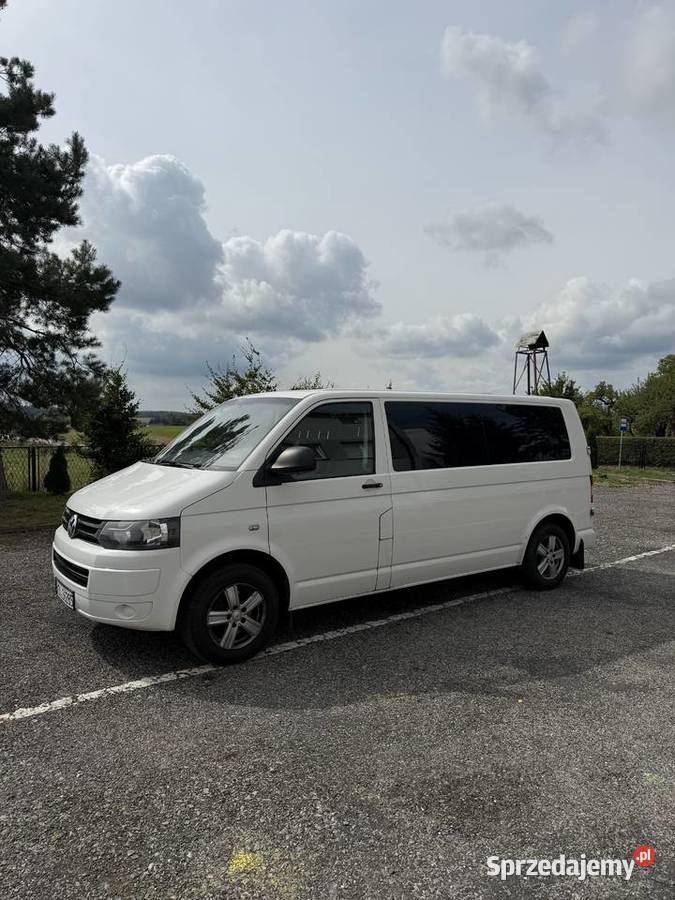 Volkswagen Caravelle T5 9 osobowy hak Wolbrom