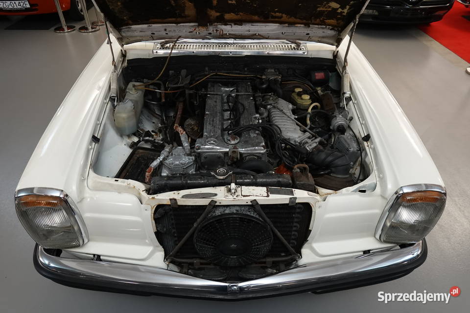Mercedes W114 280E Automatic Klima z 1970 roku nieuszkodzony Zgierz