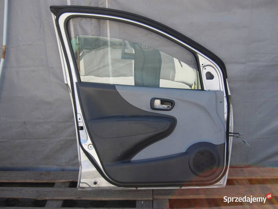 NISSAN PIXO 10r drzwi lewe przód sprzedam
