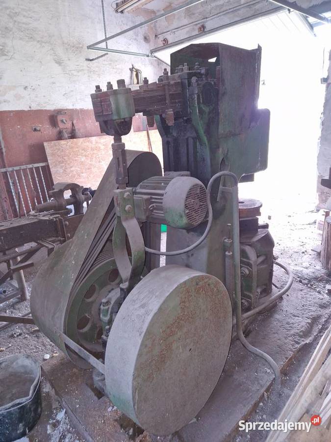 Młot kowalski resorowy Lipno