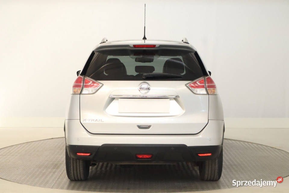 Nissan XTrail 16 dCi światła przeciwmgielne