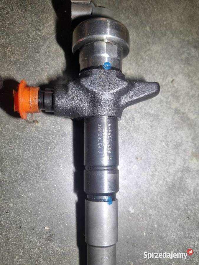 Wtryskiwacz isuzu 30 D 8980116043 ciężarowe małopolskie Rąbkowa