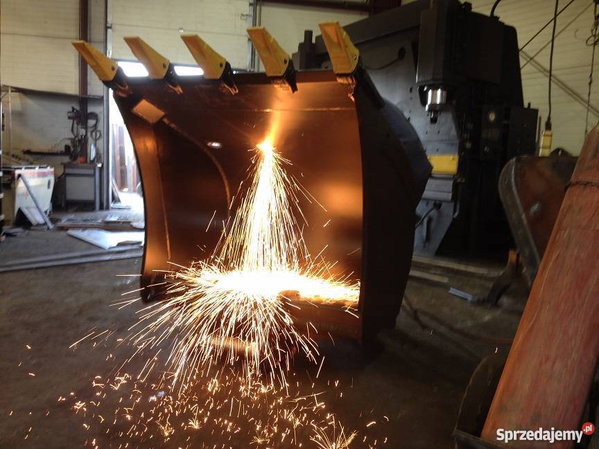 PRODUCENT ŁYŻKI DO KOPAREK hydrauliczne ażurowe Myślenice