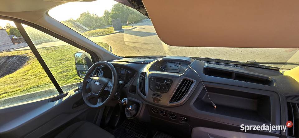 Ford Transit MK8 L3H3 nieuszkodzony