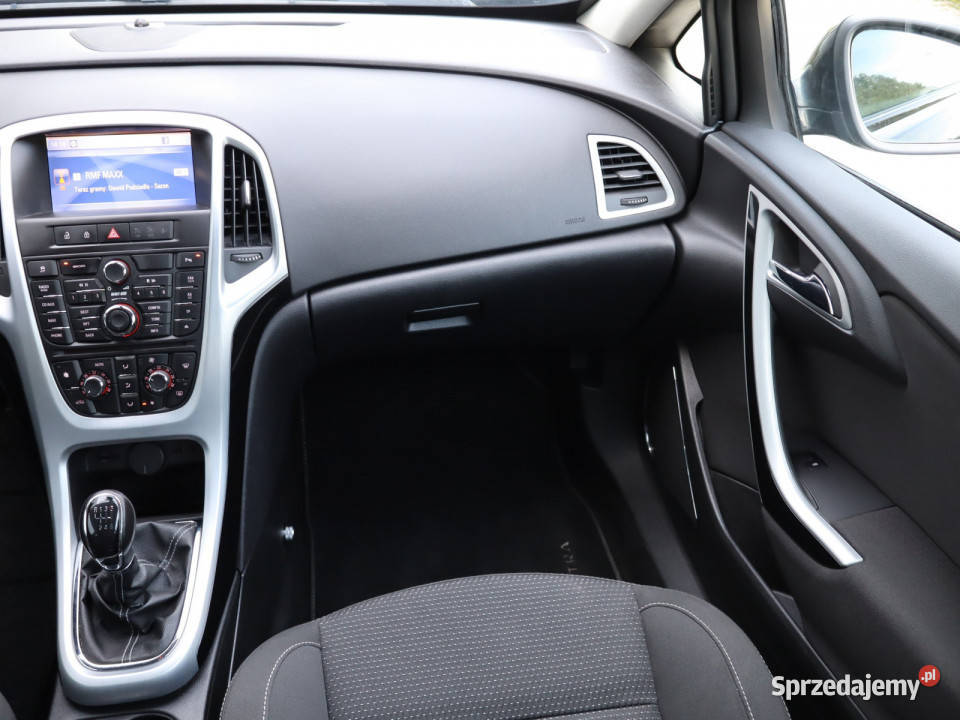 Opel Astra 14 T