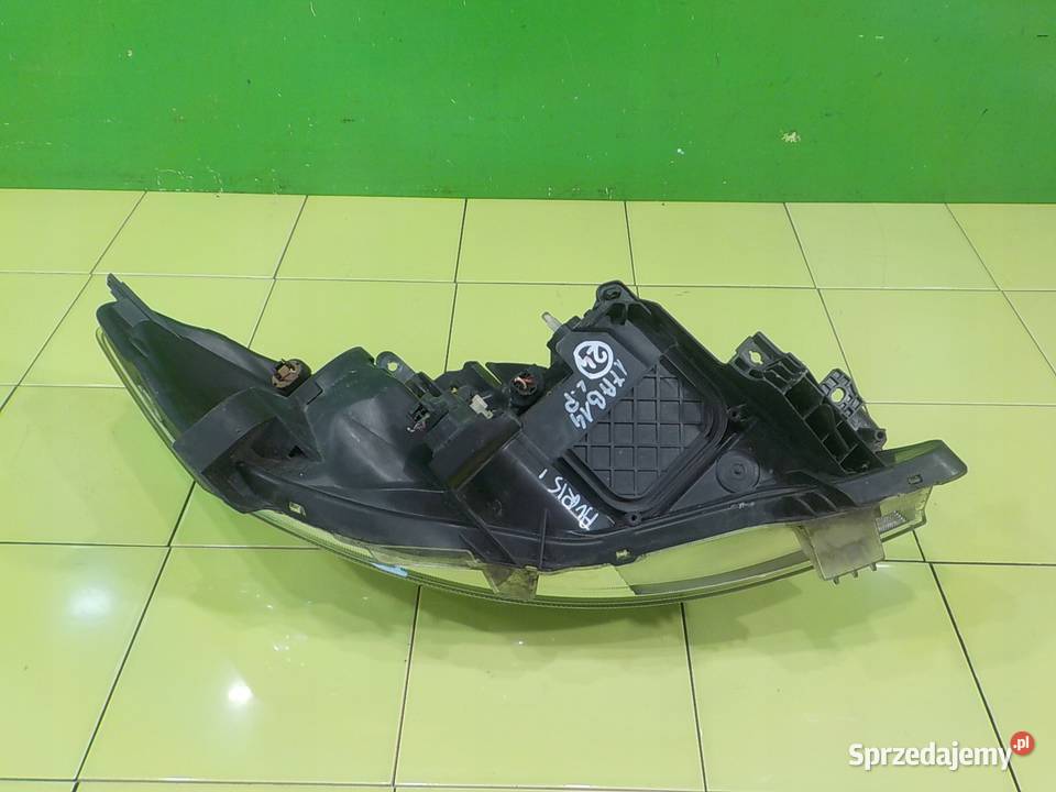 TOYOTA AURIS I LIFT 18 VVTI AUT 11r HB 5D lampa