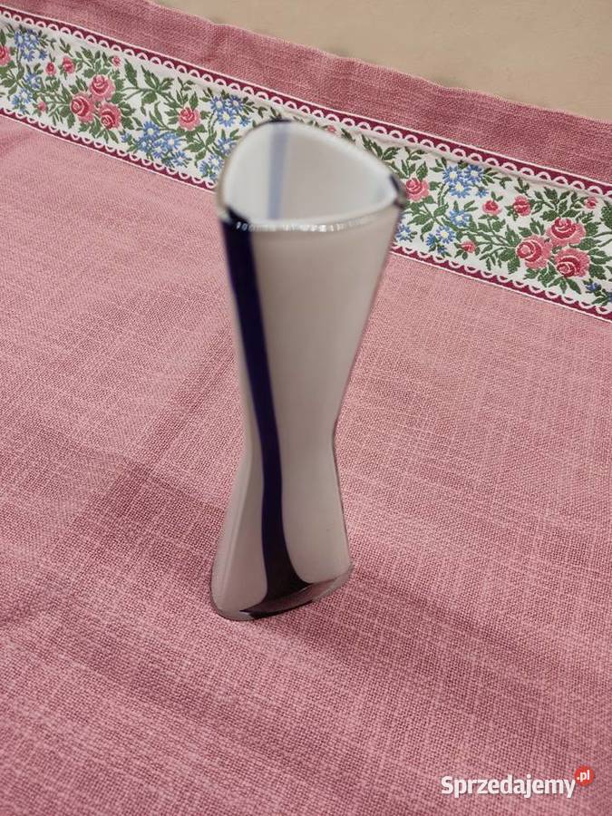 Wazon trójkątny na kwiaty opolskie Głuchołazy