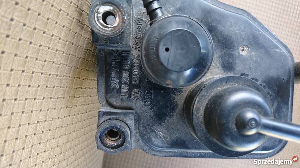 1j0201801H filtr węglowy do golfa audi Słupsk