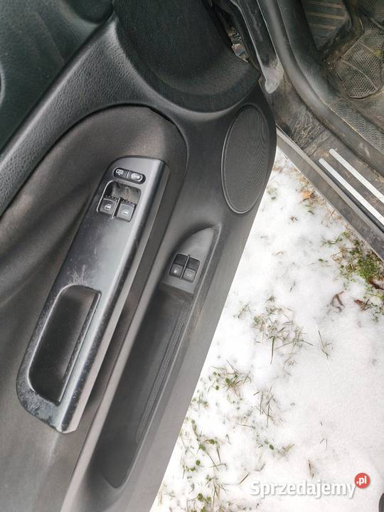 Volkswagen Passat 19 TDI podgrzewane fotele Trzciel