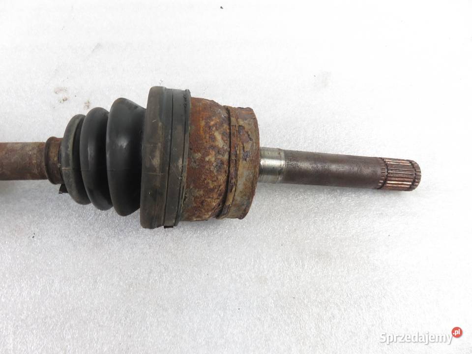 PÓŁOŚ LEWA PRZEDNIA NISSAN TERRANO II R20 27 TDi osobowe sprzedam