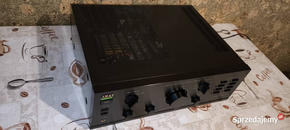 Wzmacniacz Akai AM37 super stan