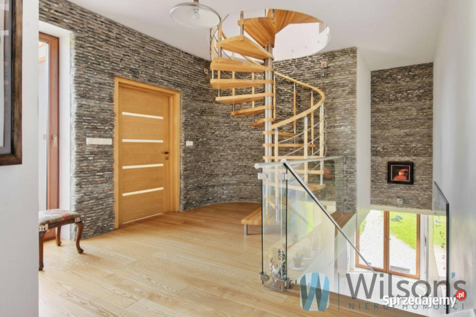 sprzedaży domu wolnostojącego 560m2 Osieck 2 piętra mazowieckie