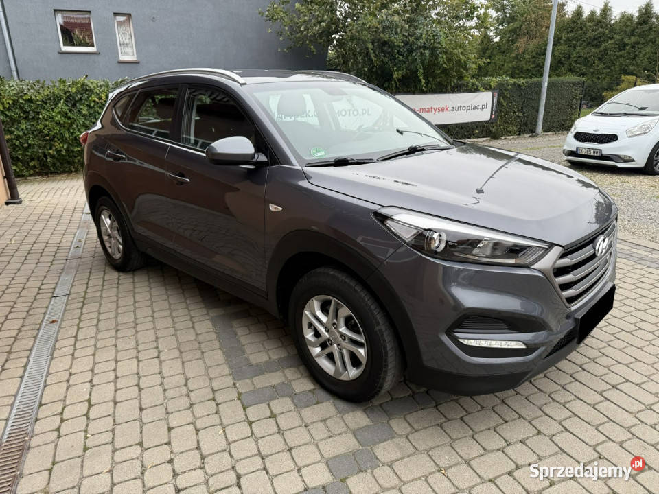Hyundai Tucson Rej 2018 16 132 Klima Navi Kamera światła LED Orzech