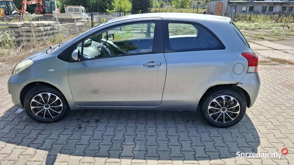 Toyota yaris Mała Nieszawka sprzedam