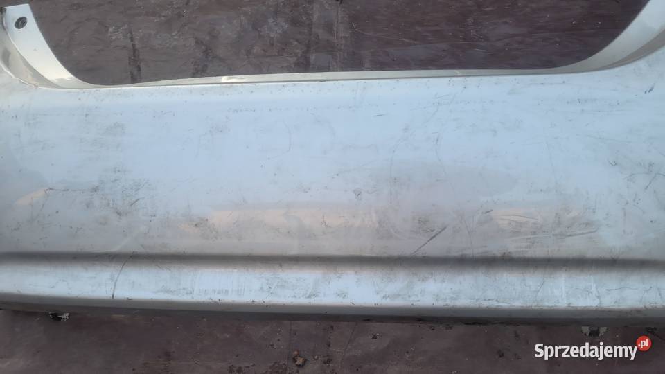 TOYOTA COROLLA E18 E16 2013 ZDERZAK TYL TYLNY osobowe Ruda Śląska