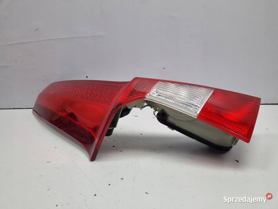 Volvo V70 III XC70 0713r TYLNIA TYLNA LAMPA LEWA Chełm sprzedam