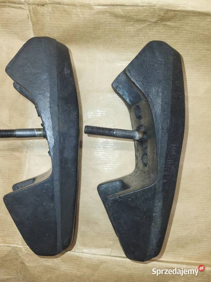 Wartburg 353 Nowe kły zderzaka gumowe para osobowe Motoryzacja mazowieckie Piaseczno