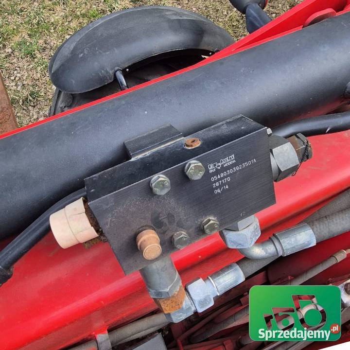 Siłownik wysuwu ramienia Manitou MT 1440 wielkopolskie sprzedam