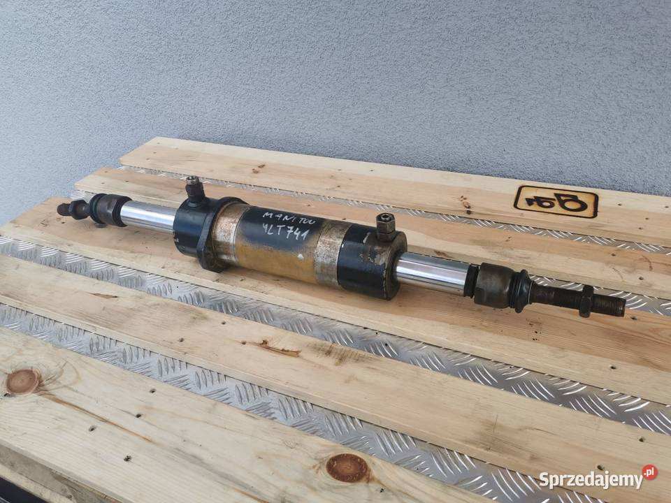 Siłownik skrętu Manitou MLT 741Spicer Pozostałe