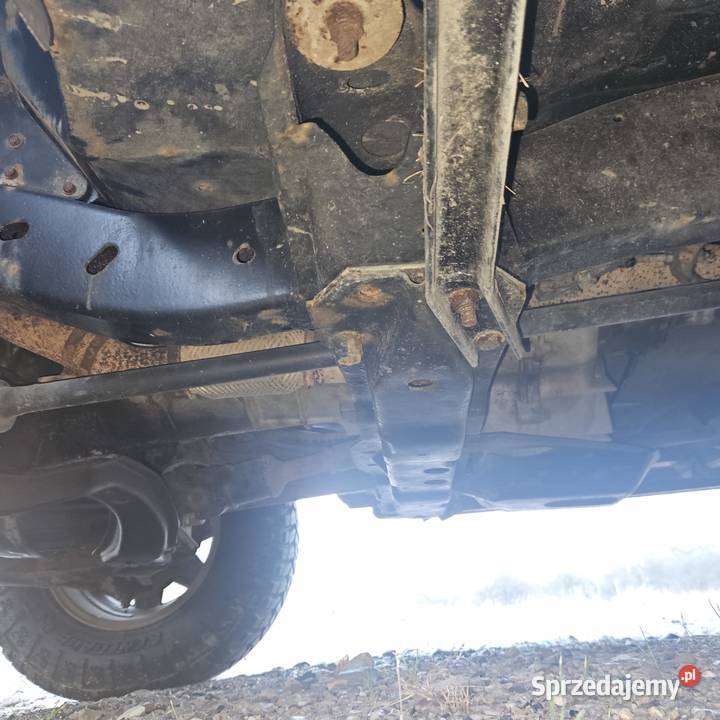 Isuzu trooper 26 4ze1 BG do poprawek zamiana Rok produkcji 1989 świętokrzyskie Kielce