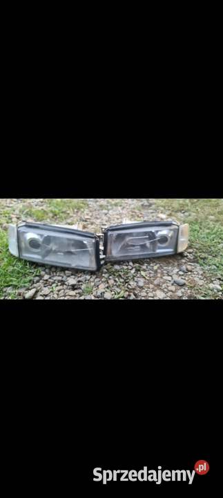 Lampy przod octavia 1 z 1998r jezdzy na aucie do Dębica sprzedam