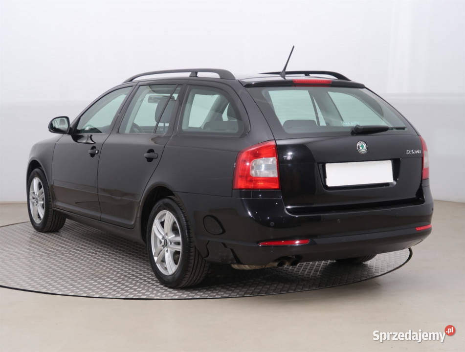 Skoda Octavia 14 TSI nieuszkodzony Piaseczno sprzedam