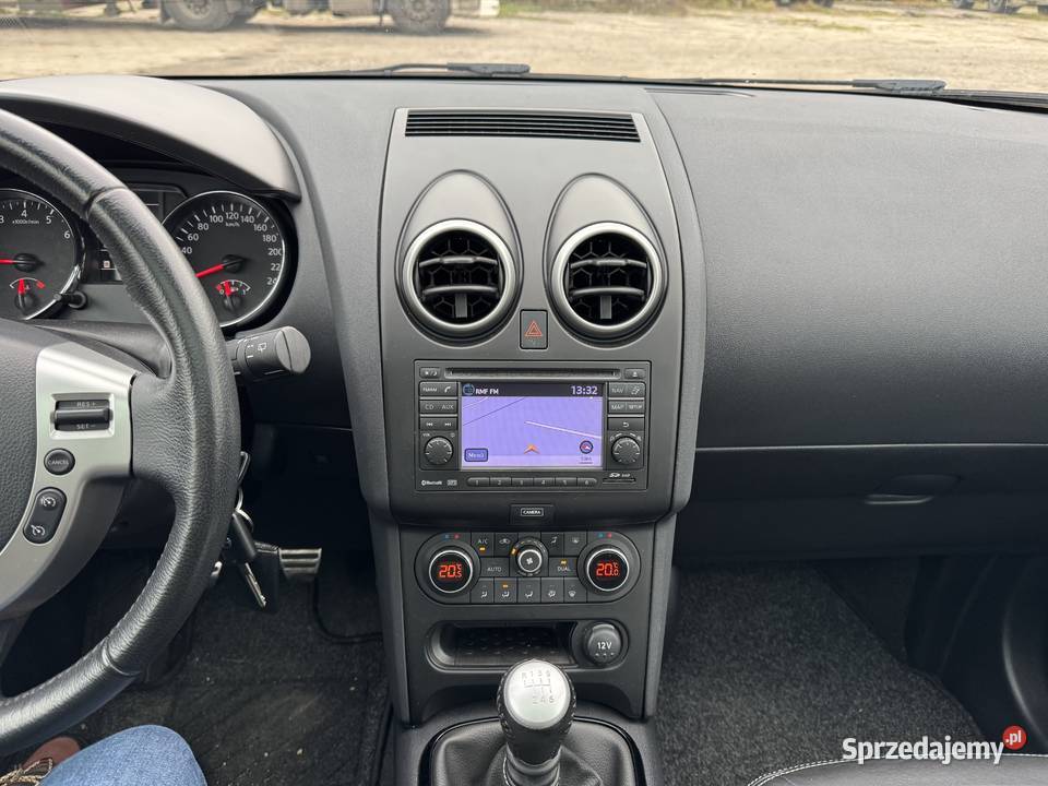 Nissan Qashqai 20 BENZYNA Klimatronik Nawigacja Konin sprzedam
