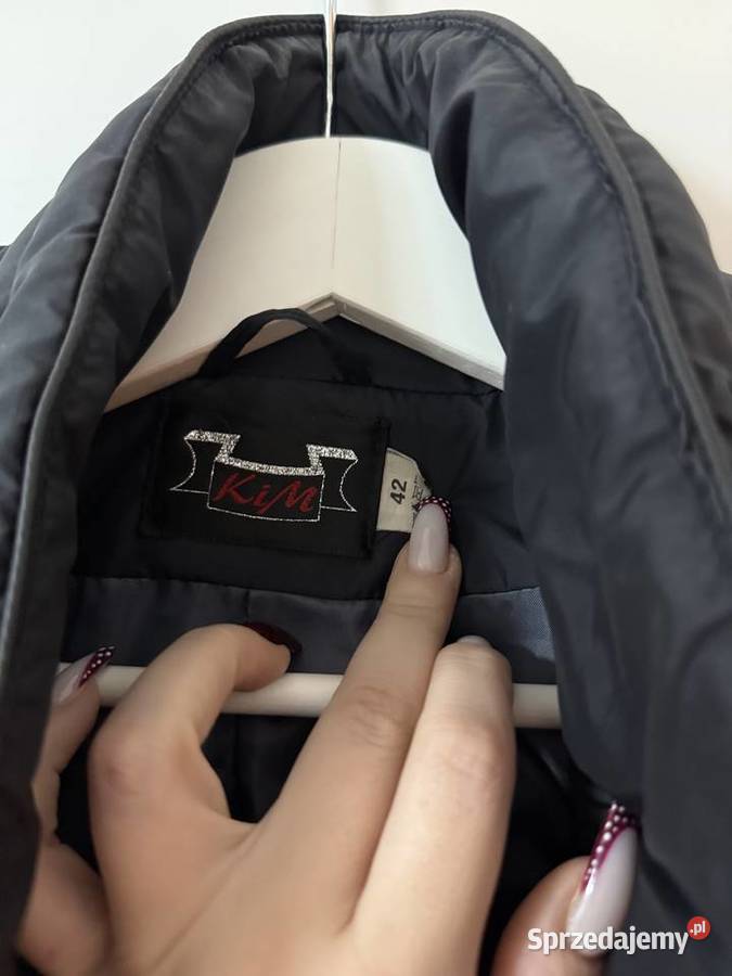 Szara kurtka zimowa KiM Rozmiar 42 Srebrne Rozmiar 42(XL) śląskie