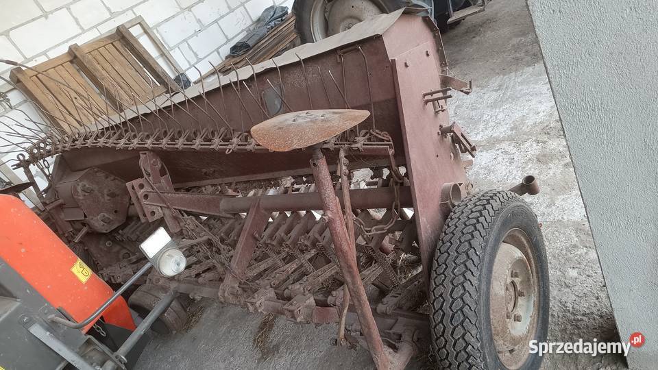 Siewnik zbożowy Agromet SO43 1985 r szer 27 m