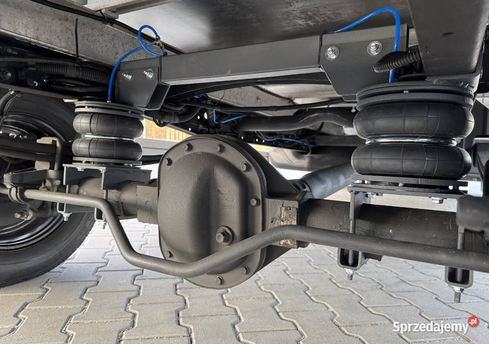 Iveco Daily 2022r35S18 30 HIMATIC Kontener 9 homologacja na ciężarowe Daleszyce