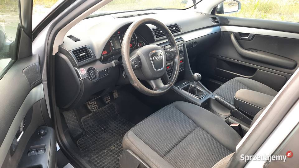Audi A4 19 TDi 115 Klima Alu Zarejestrowana hak