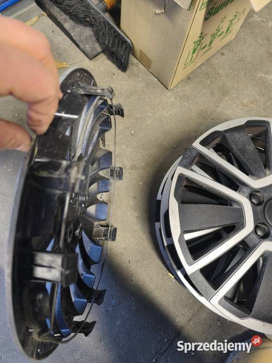 Kołpaki 14 praktycznie nowe