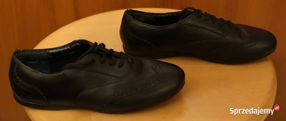 Buty wizytowe pantofle chłopca firmy CLARKS 325 mazowieckie Siedlce sprzedam