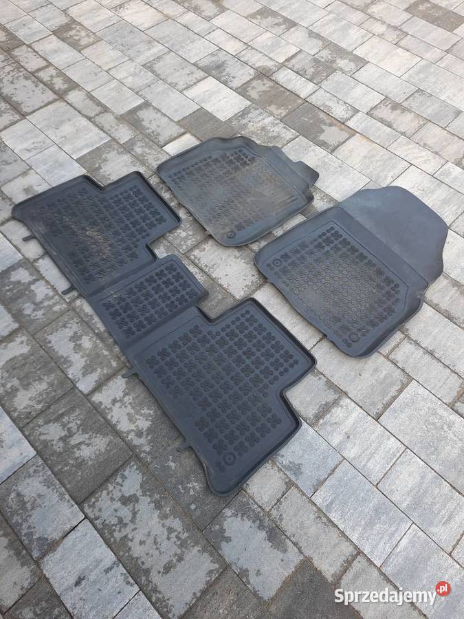 Komplet dywanikow gumowych przod tył Pozostałe Budy Wolskie