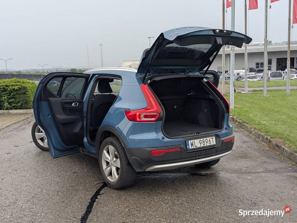 Volvo XC40 mild hybrid B3 122022 51000 małopolskie Kraków