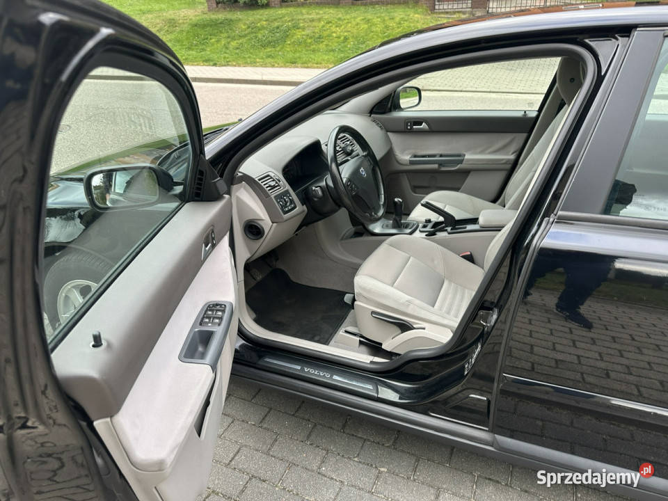 Volvo V50 liftingu benzyna opony wielosez możliwa zamiana pomorskie