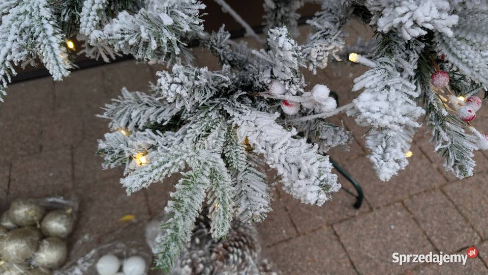 Choinka sztuczna DEWUR 180 ozdoby oświetlenie Jadowniki