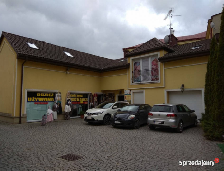 Usługowohandlowy lokal 107m2 parking ścisłe 107m2 podkarpackie Łańcut sprzedam