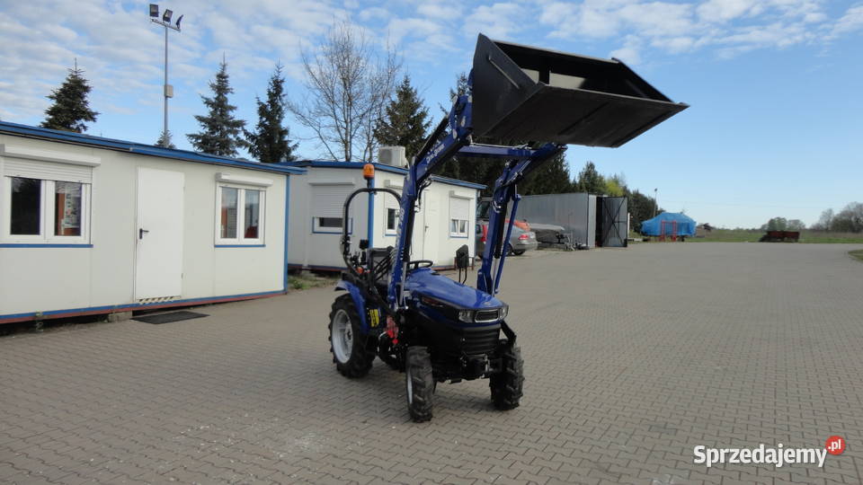 Farmtrac KUBOTA 26 bez kabiny z ładowczem Farmtrac Świebodzin
