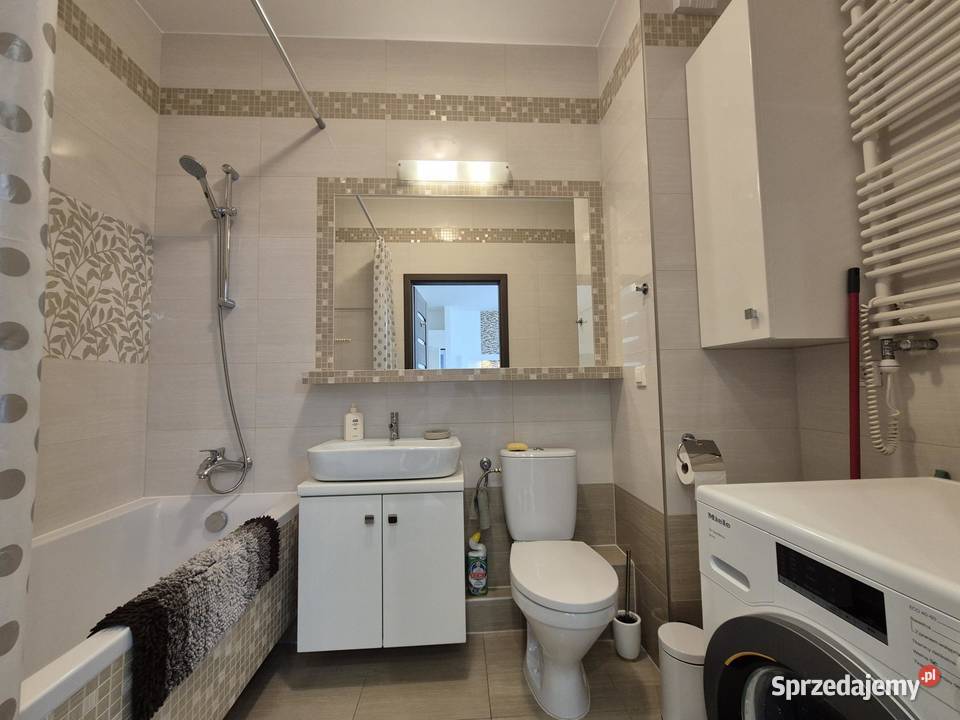 Rent Apartament z garazem i 1 sypialnią na piwnica mazowieckie