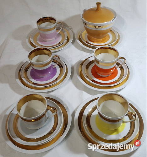 Komplet filiżanek porcelanowych Ćmielów PRL Radom