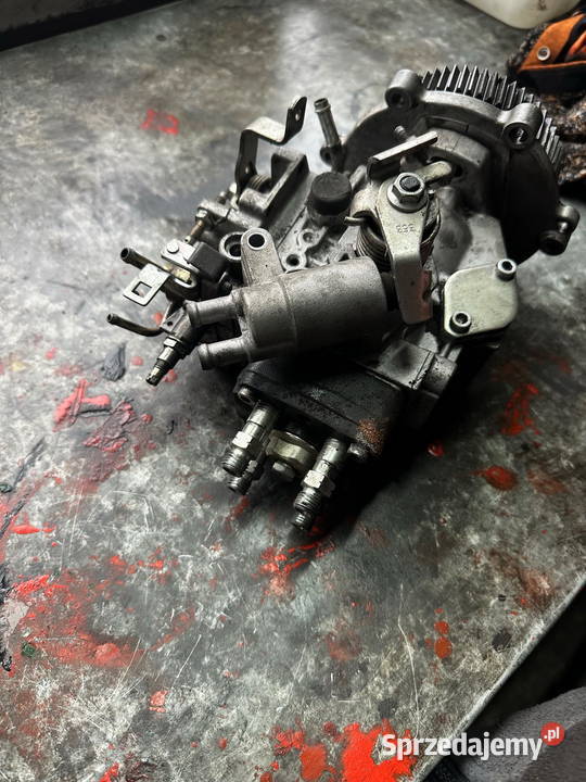 części wózek widłowy TOYOTA pompa wtryskowa Działoszyn